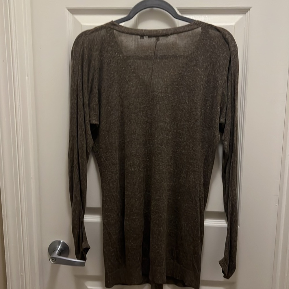 Vince lightweight linen sweater top. Light brown. GUC! Size XS. - Picture 5 of 6
